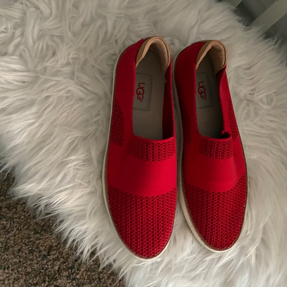 UGG Sammy Knit Slip On Vibrant Red Tango Sneakers. Sz 7 - Picture 5 of 5